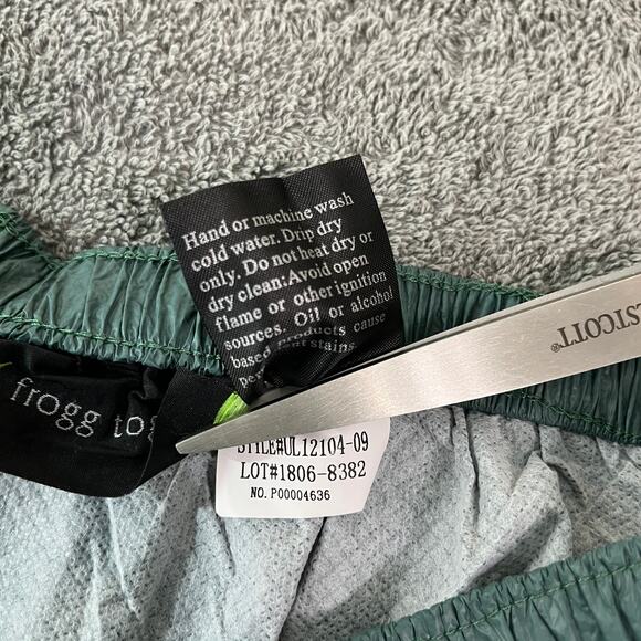 Froggs Toggs Ultra-Lite2 Waterproof Rain Suit Mens Medium Green 2-Piece Set - Picture 14 of 16